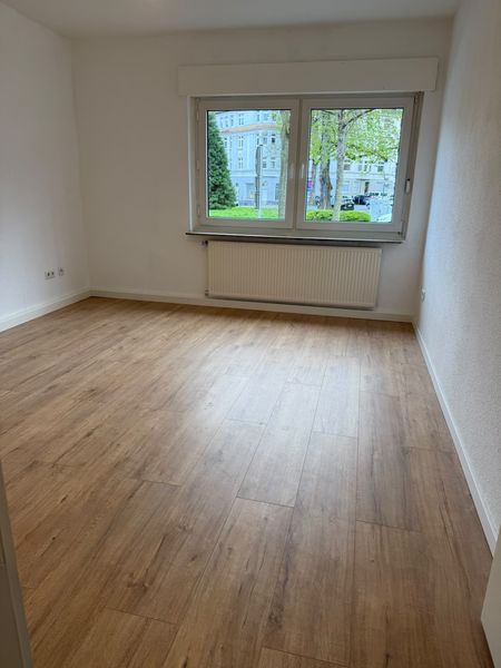 Hochwertig renovierte 3-Zimmer-Wohnung mit moderner Einbauküche – fußläufig zum Phönixsee